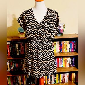 Papaya Black $Brown Chevron Dress